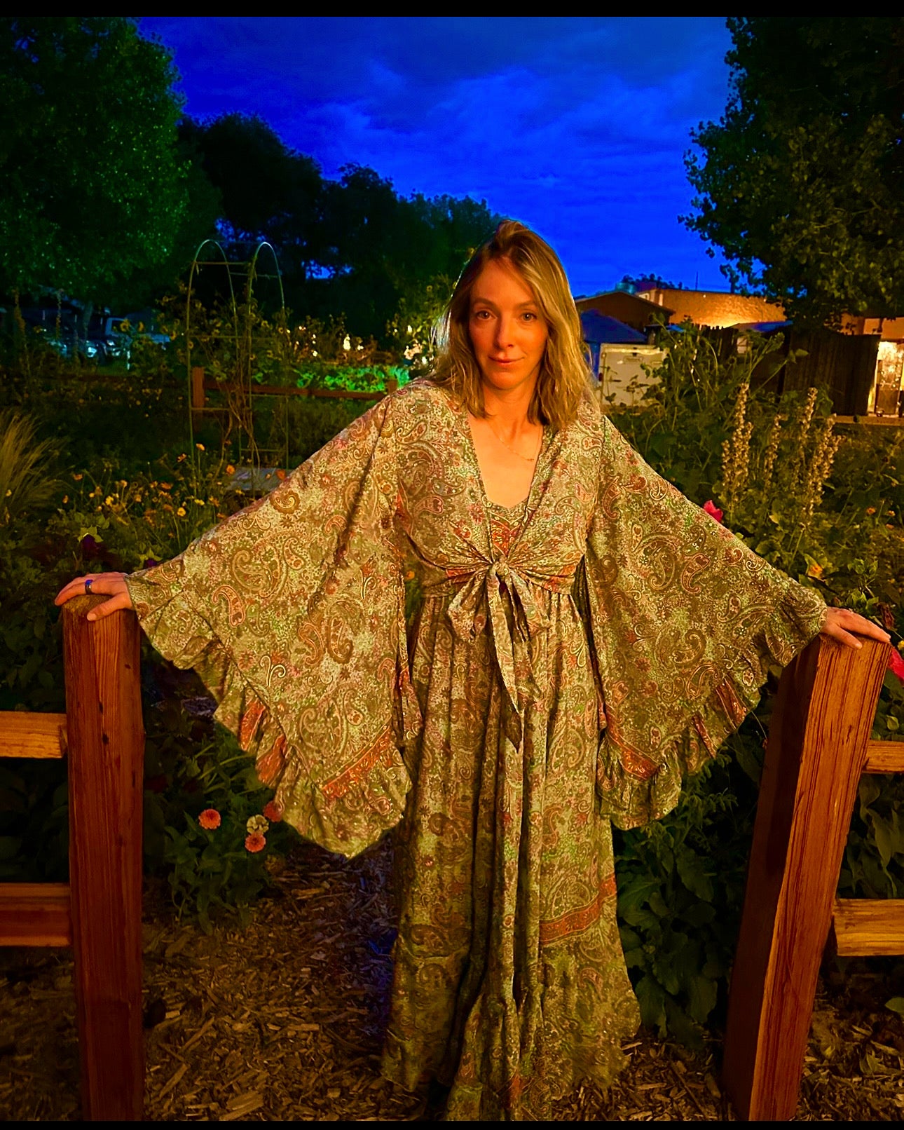 BELLADONNA Dress SET, Fairytale Print, Fits Xs to xl, 70% Silk Bell Sleeve top and Slip Dress Fairycore BELLADONNA Dress SET, Fairytale Print, Fits Xs to xl, 70% Silk Bell Sleeve top and Slip Dress Fairycore