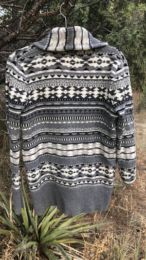 EDDIE BAUER SWEATER