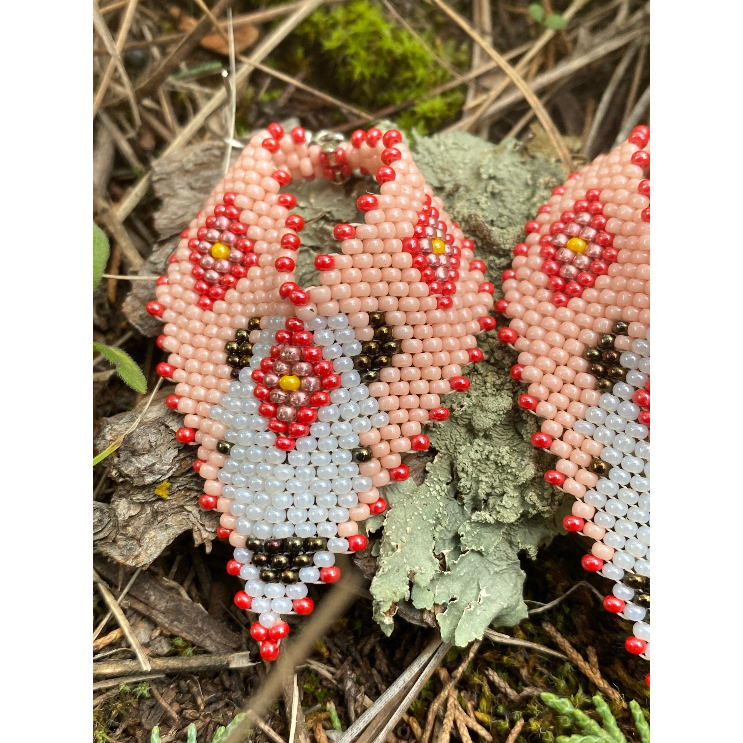 NATIVE HANDMADE EARRINGS Hand Beaded Navajo White Buffalo