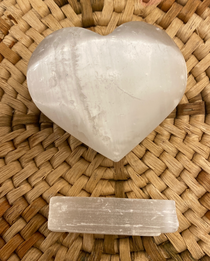 SELENITE CRYSTAL HEALING Heart & Mini Wand Set (Love & Light Set) – Shop  Bouboulina