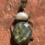 Labradorite Silver Pendant with Fresh Water Pearl