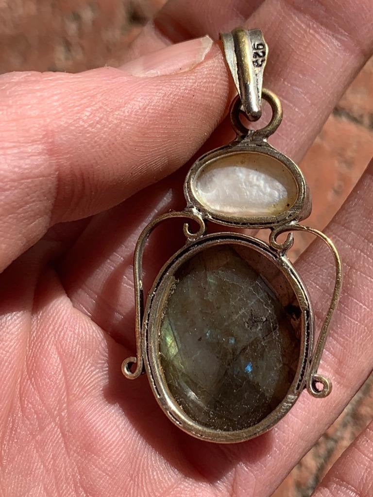 Labradorite Silver Pendant with Fresh Water Pearl