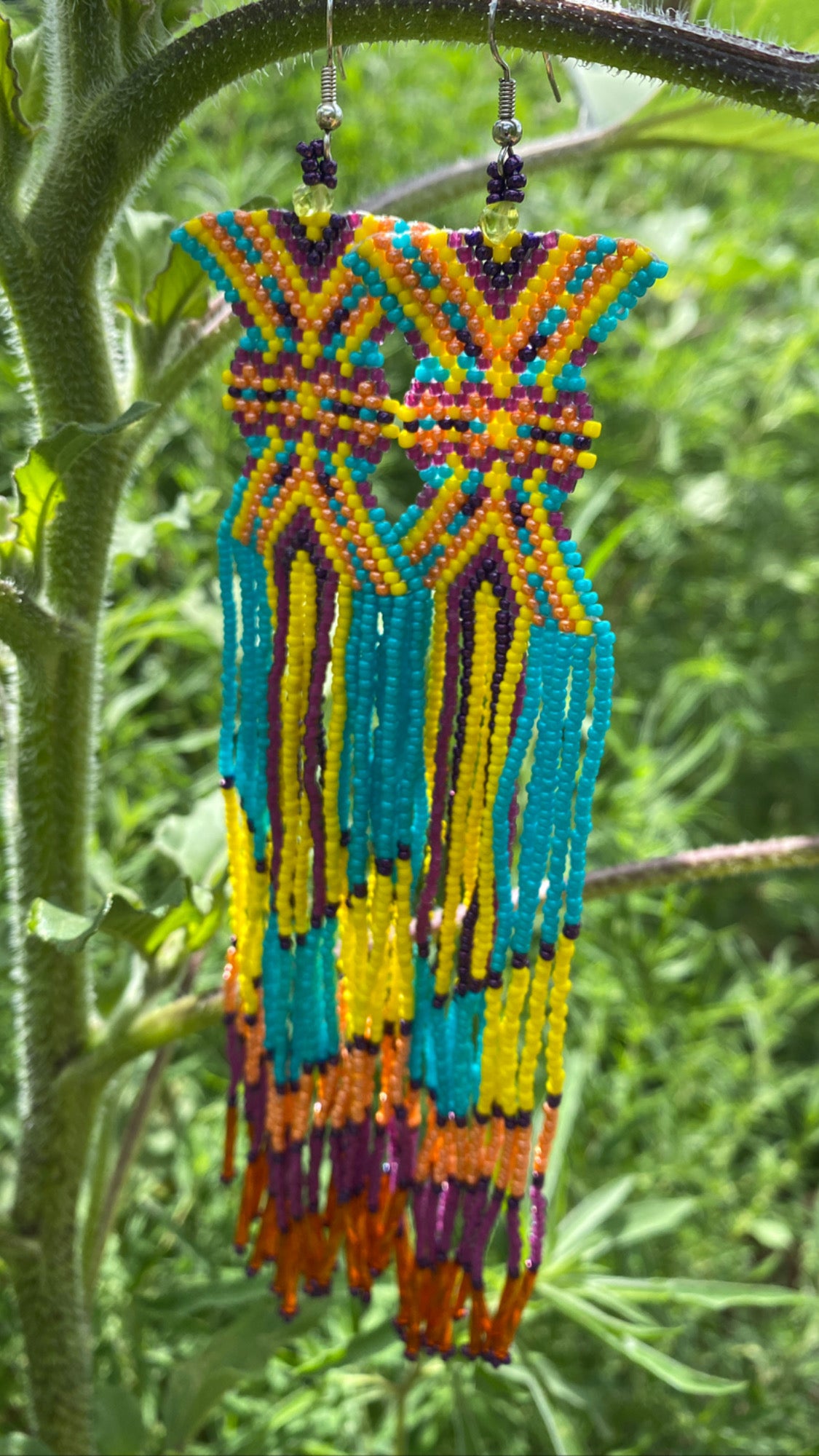 NATIVE BEADED EARRING Lucky horseshoe Vintage Native American beaded earrings rug design handmade navajo